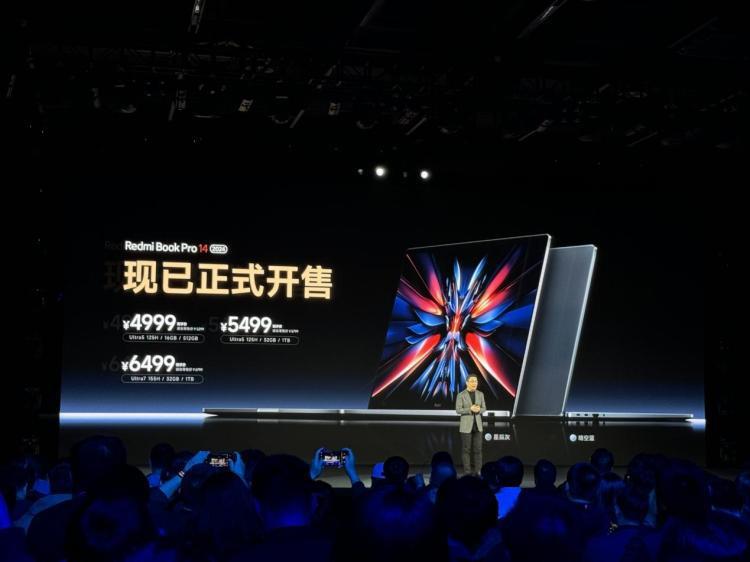 AI大模型 徕卡能擦出什么新火花？小米14 Ultra告你答案