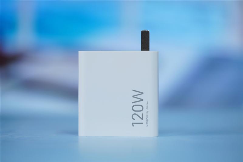 当今最强最有诚意的安卓平板！Xiaomi Pad 6S Pro 12.4 评测：在线视频续航19小时