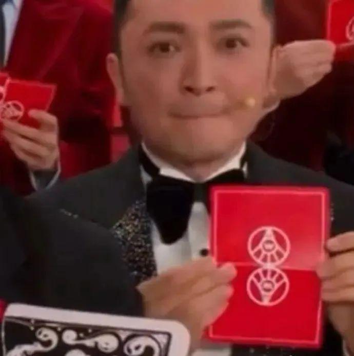 尼格买提的牌对上了