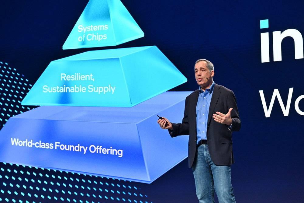 挤牙膏的英特尔，也有“杀疯了”的一天？