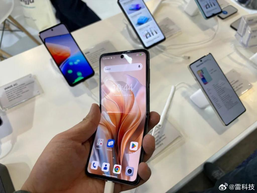 中兴小米荣耀齐上新，2024年小折叠屏手机要火？