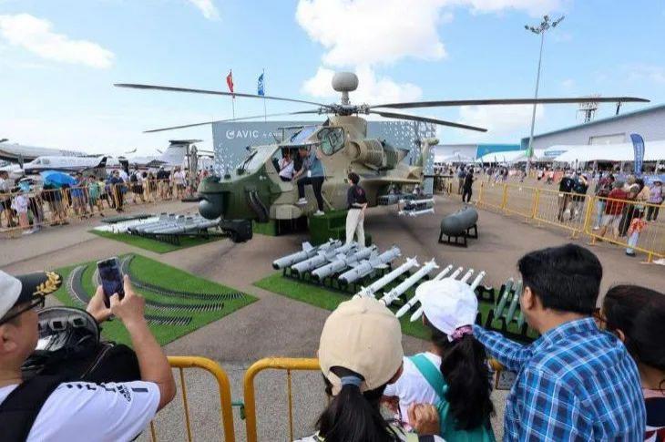 空客拒绝中国观众登机参观，来都来得还怕给人看？