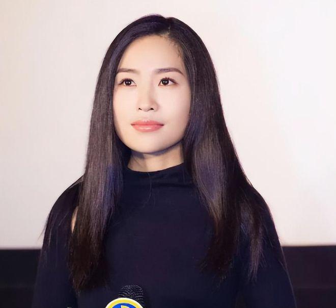 捧完女儿捧儿子，张艺谋成又一个“晚节不保”的老艺术家？