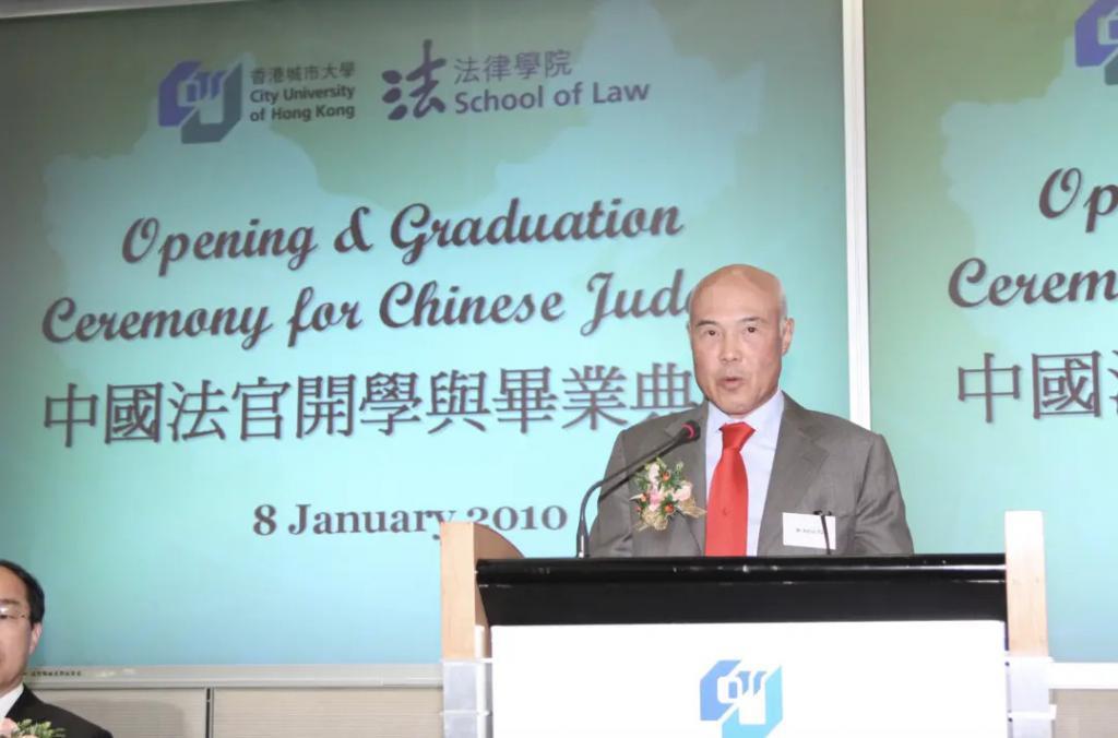 欧阳震华、袁伟豪：“嫁”入豪门的TVB小生们