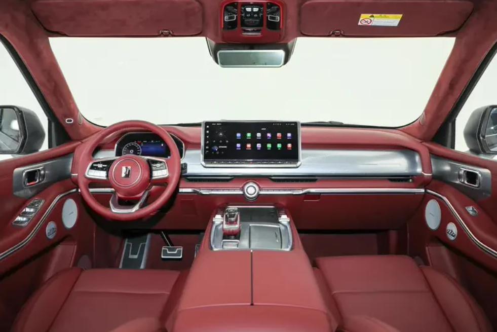 长城汽车坦克 700 Hi4-T 发布：3.0T V6 发动机，42.8 万元起