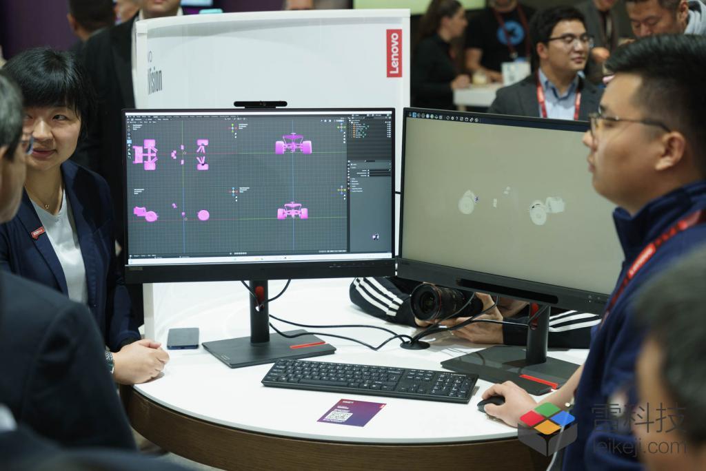 透明AI笔记本领跑，联想全场景All in AI？｜MWC 现场