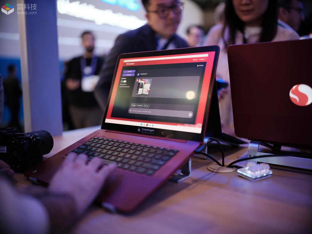 暴走3万步看透MWC ：国产品牌占C位，AI硬件浪潮澎湃