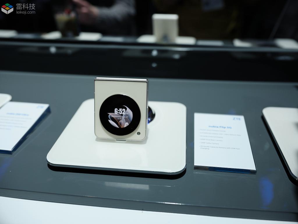 暴走3万步看透MWC ：国产品牌占C位，AI硬件浪潮澎湃