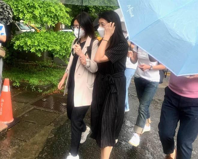 夏克立再晒证据，曝光黄嘉千关键对话，为钱和房子想尽办法