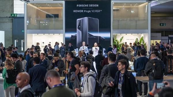 入主超高端市场 荣耀要用至臻版和RSR两条腿走路