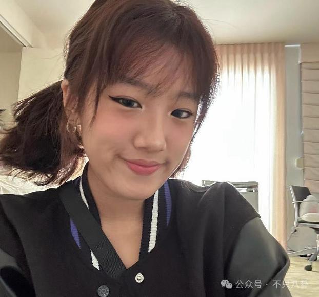 太叛逆？她其实只是有点爱美啊！