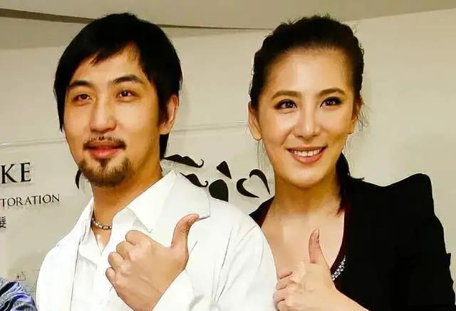 汪小菲女友是整容医生介绍，还离过一次婚？汪小菲直播回应！