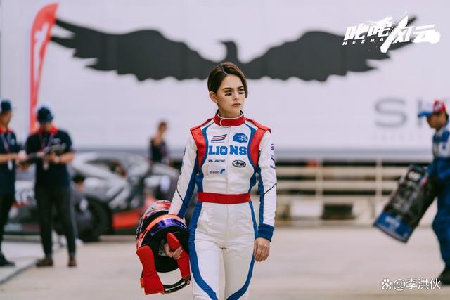 昆凌网店被曝关闭，周杰伦也无法改变她干啥啥不行的命运