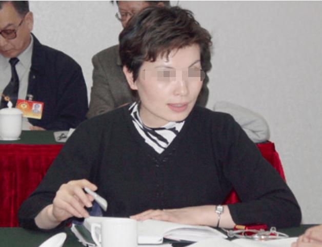 央视“国脸”李瑞英：儿子坠楼后，她含泪说出22字