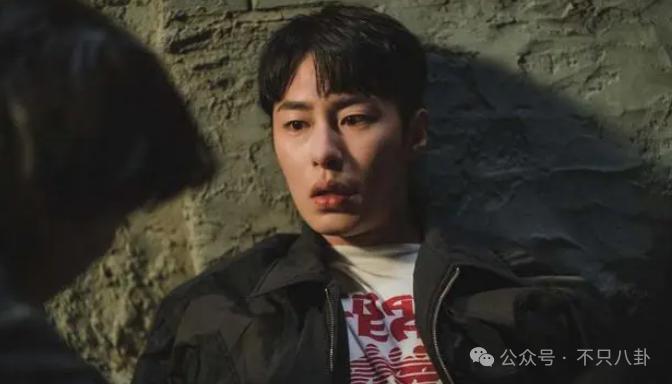 好速度的爱情！从认识到承认恋情只用了一个月的时间？