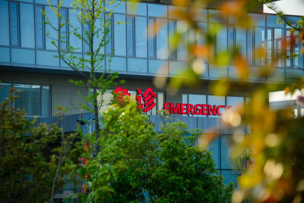 当 Apple Watch 发风险提醒时，就该停下工作去检查了