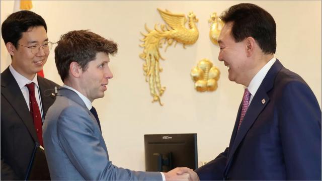 OpenAI加速造芯：奥特曼赴韩与三星SK谈合作，此前已会见英特尔、台积电