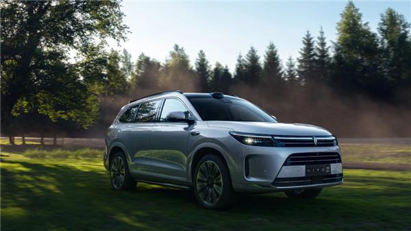 消息称小米14 Ultra、MIX Fold 4等机型支持卫星通信，小米15 Pro加入测试