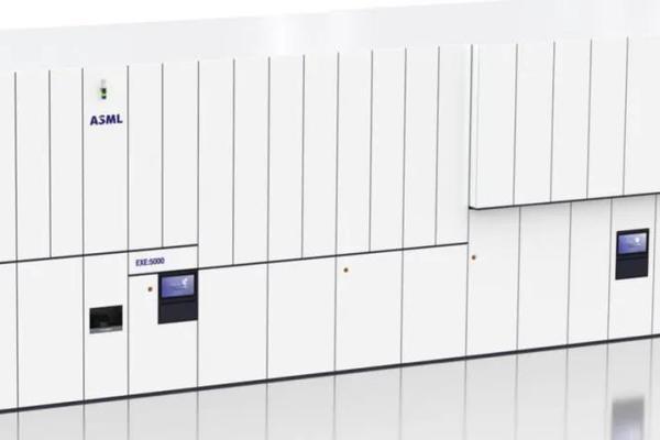 EUV光刻，终成主角
