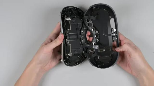 iFixit 拆解苹果 Vision Pro 头显，内部结构复杂