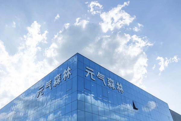 消息称小米 15 手机首发骁龙 8 Gen 4，10 月左右真机发售