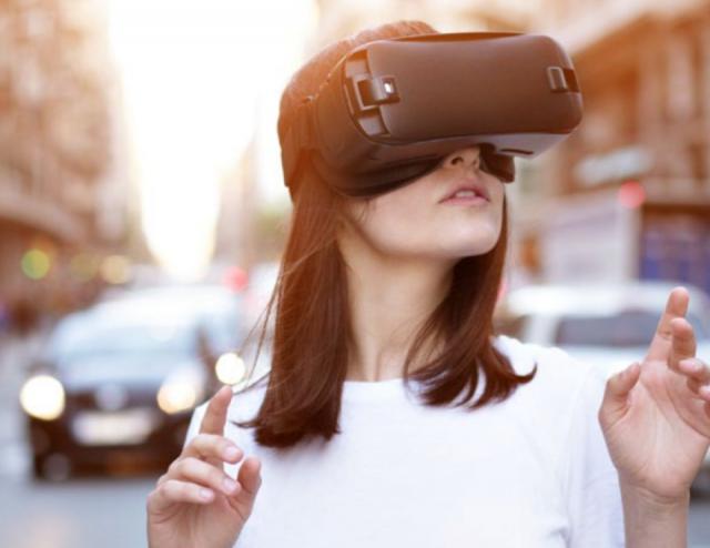 华为苹果齐发力，虚拟现实爆发在即！你要上车吗？