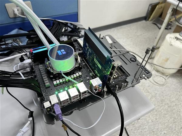 10.6GHz！AMD锐龙8000G APU内存频率创纪录：自带马甲搞定