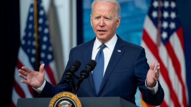 拜登爆粗攻击普京 克宫回应：他的言论是在贬低自己和美国