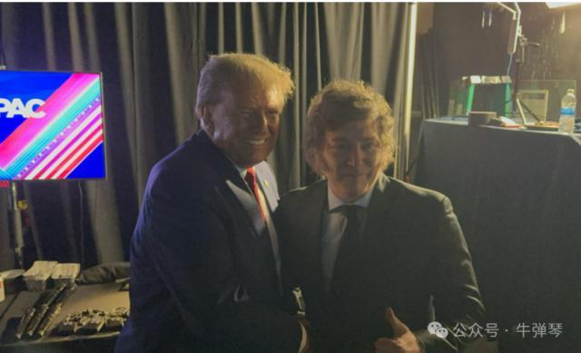 这两人见面，太有戏剧性了