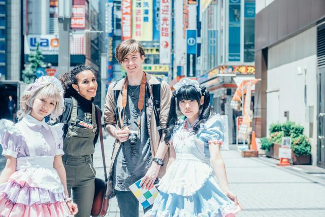 日本出生人数再创历史新低 用AI匹配相亲局能否遏制颓势？