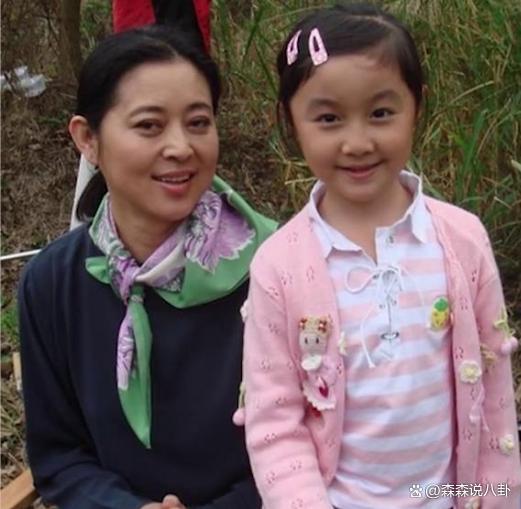 “点读机女孩”高君雨罹患脑瘤,开颅手术前拍剃光头视频