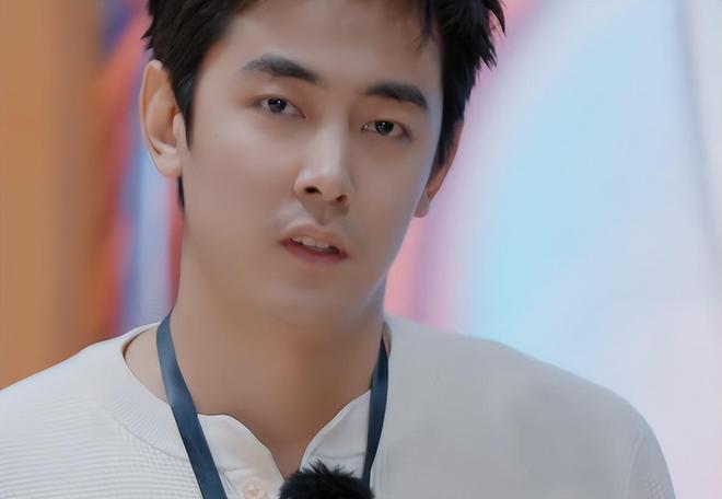 明星的迷之自信：烂片成堆却还教人演戏，妄想自己是视后