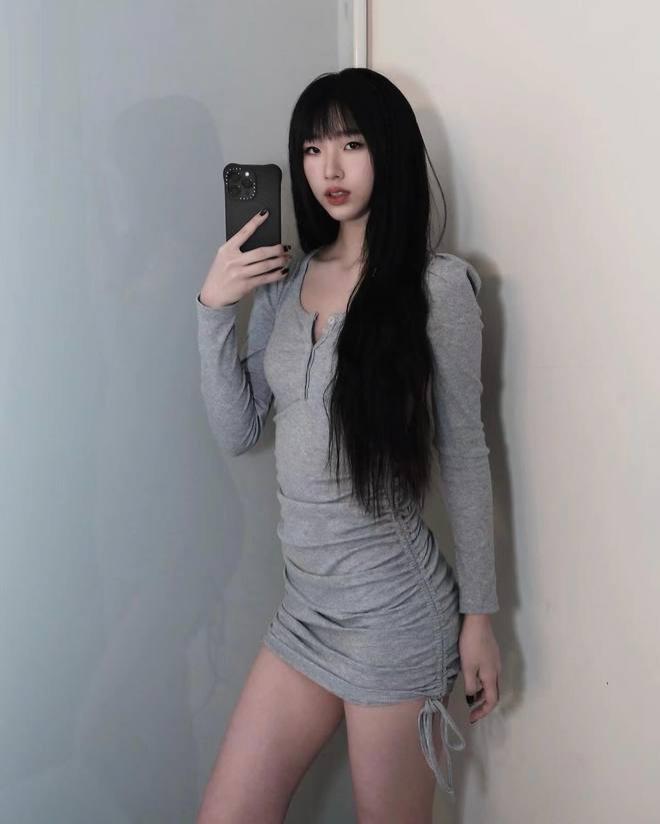 小S两个大女儿秀身材，姐妹相差2岁，遗传妈妈的美貌