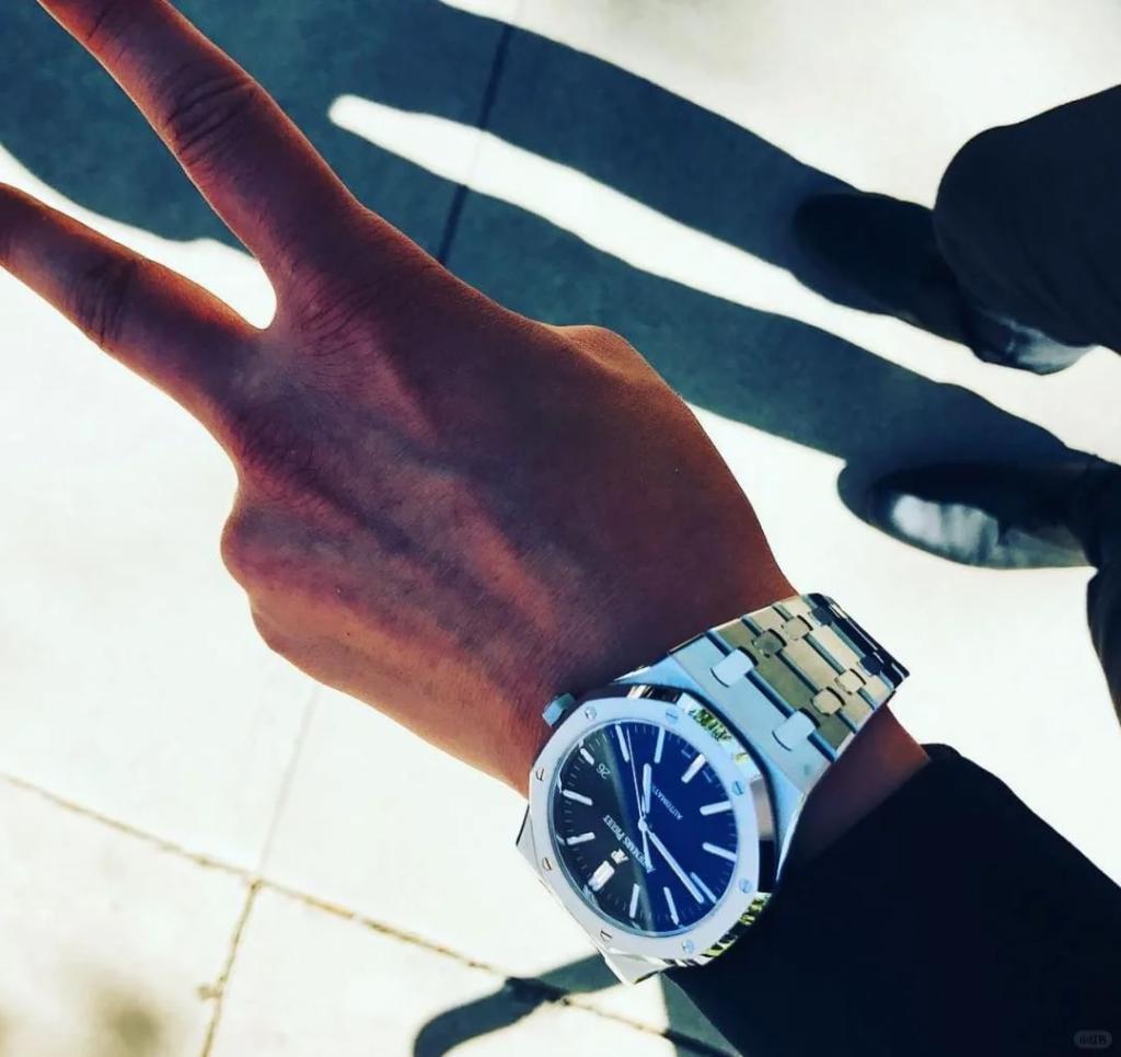 不想看他俩秀恩爱，又怕他俩分手？