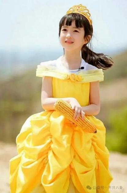 十年前他俩被预言会婚变，现在果然离婚离到狗血洒一地……