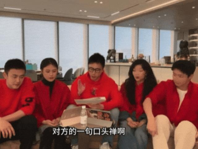 高颜值情侣！又是因戏生情？