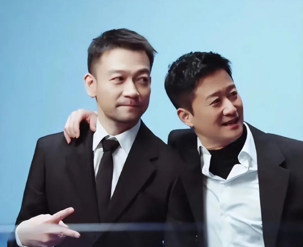 表面是八十亿票房影人，实际却挂零蛋，求求“杨紫们”别再吹了