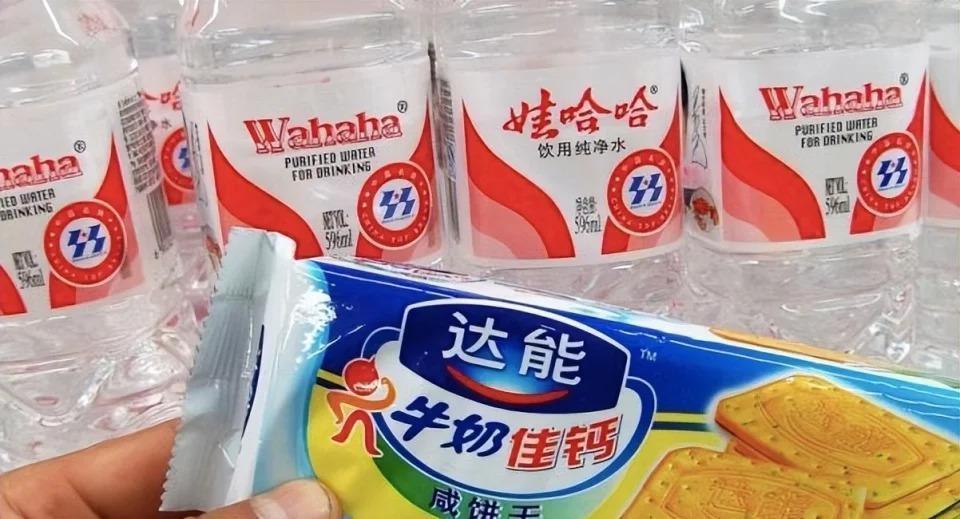 宗馥莉“抛弃”王力宏拒绝王思聪，却在父亲离世后被一众“捞男”求婚