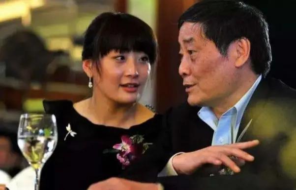 宗馥莉“抛弃”王力宏拒绝王思聪，却在父亲离世后被一众“捞男”求婚