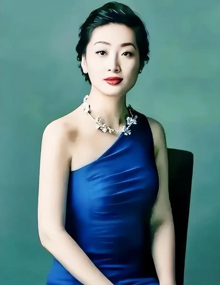 宗馥莉“抛弃”王力宏拒绝王思聪，却在父亲离世后被一众“捞男”求婚