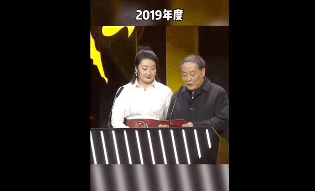 宗庆后和宗馥莉：中国首富和他的“叛逆”女儿