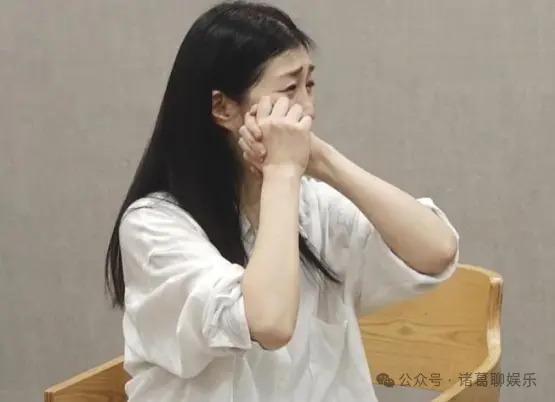 黄嘉千发声哭诉：结婚16年被打五六次，女儿被家暴到不敢见父亲