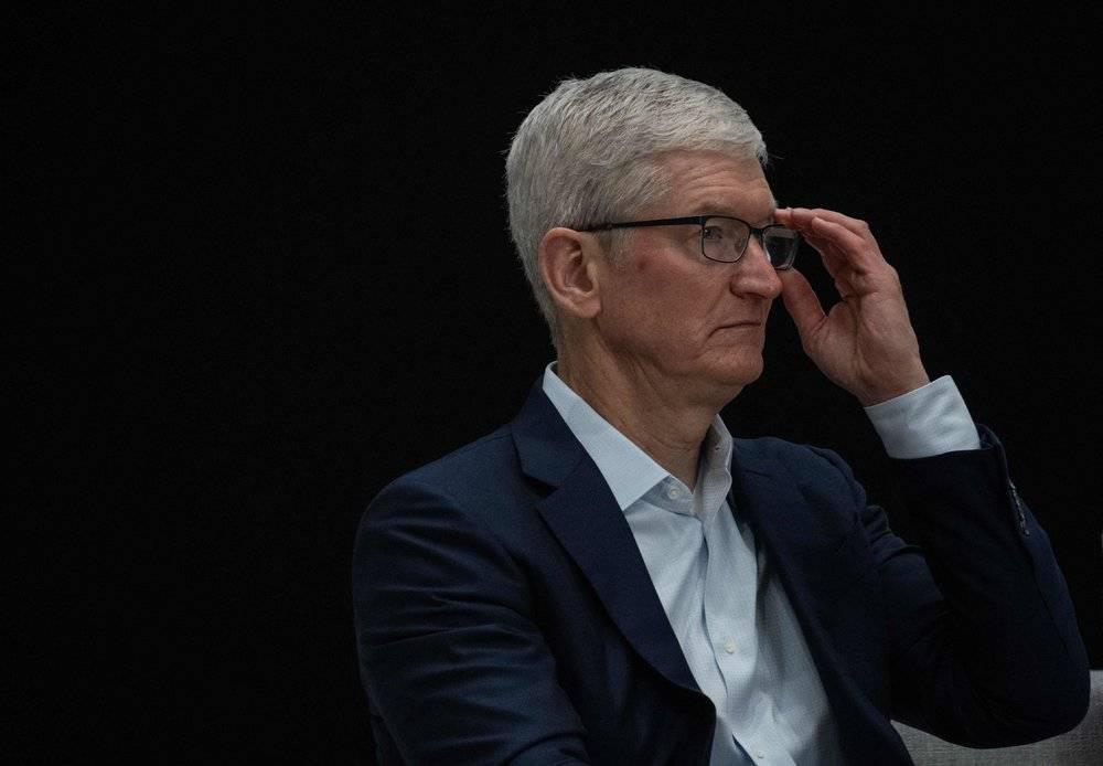 放弃造车，苹果能在AI界开天辟地吗