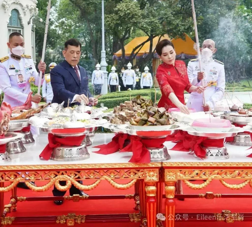 贵妃彻底失宠？9300亿王后又变美的泰王室有什么样的泼天富贵