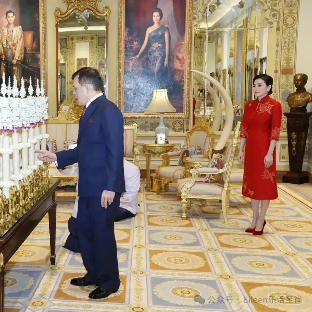 贵妃彻底失宠？9300亿王后又变美的泰王室有什么样的泼天富贵