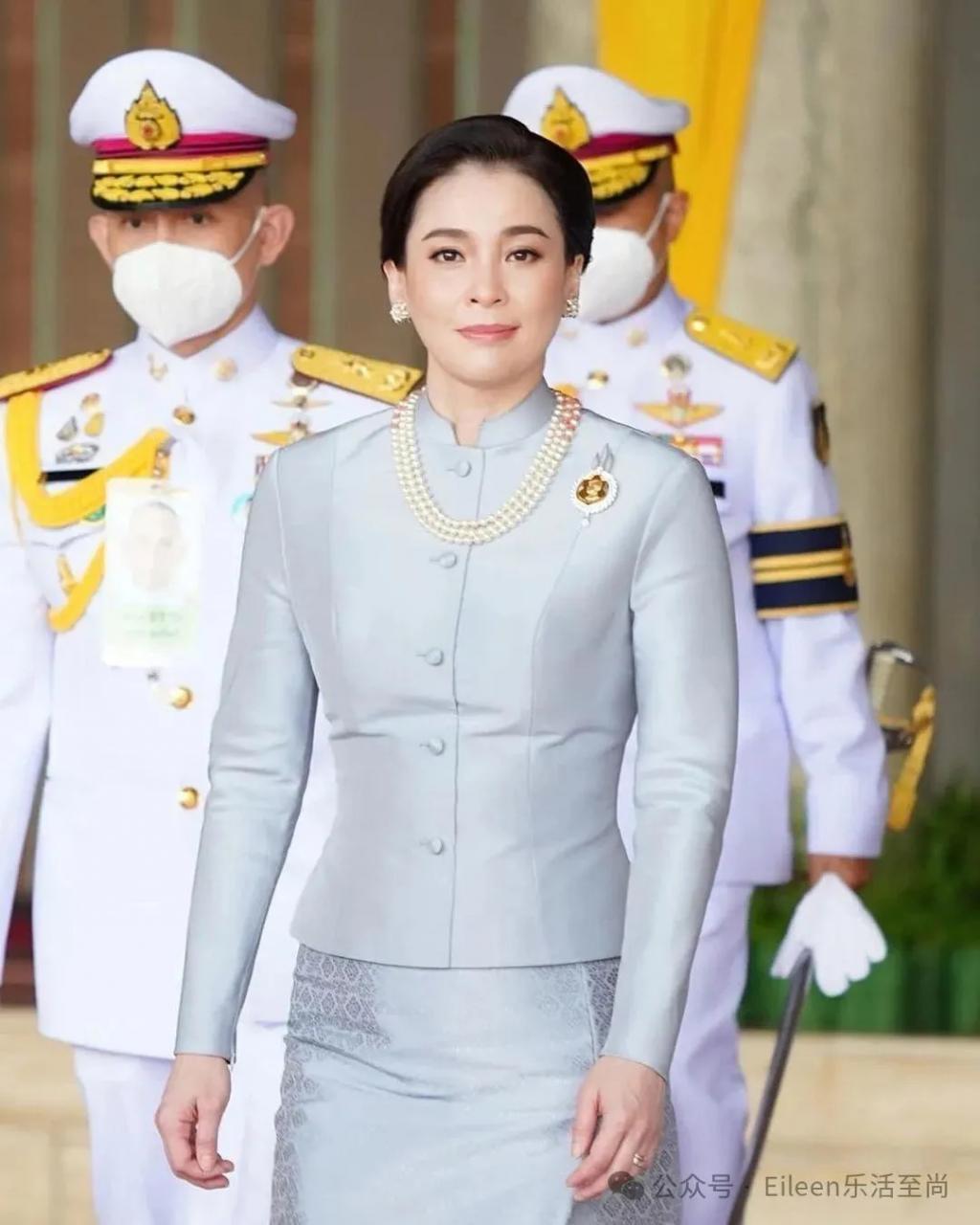 贵妃彻底失宠？9300亿王后又变美的泰王室有什么样的泼天富贵