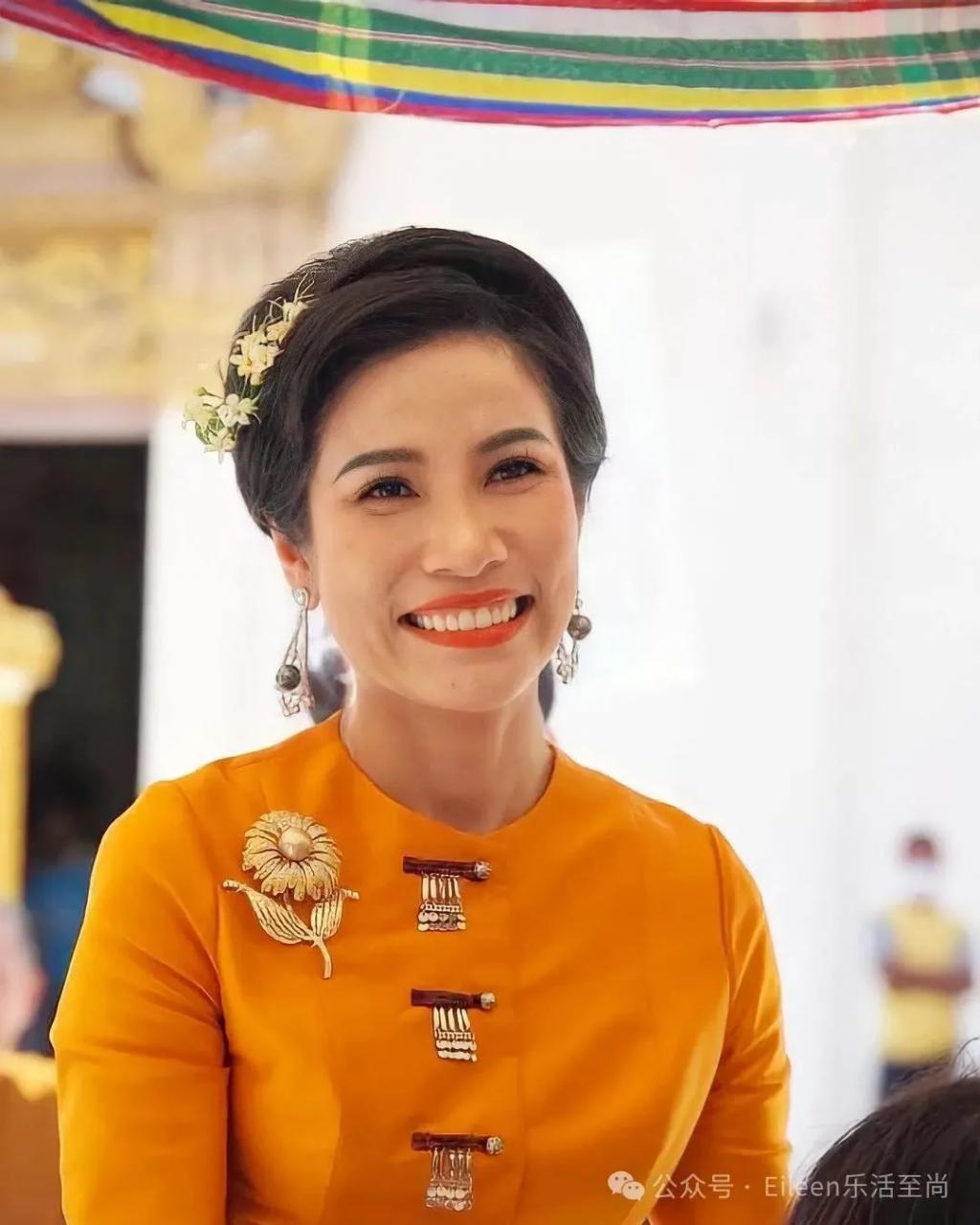 贵妃彻底失宠？9300亿王后又变美的泰王室有什么样的泼天富贵