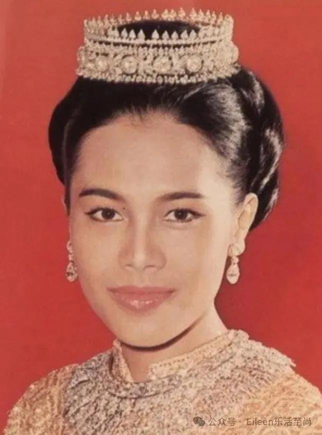 贵妃彻底失宠？9300亿王后又变美的泰王室有什么样的泼天富贵