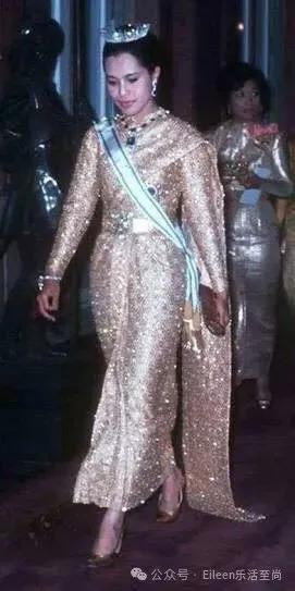 贵妃彻底失宠？9300亿王后又变美的泰王室有什么样的泼天富贵