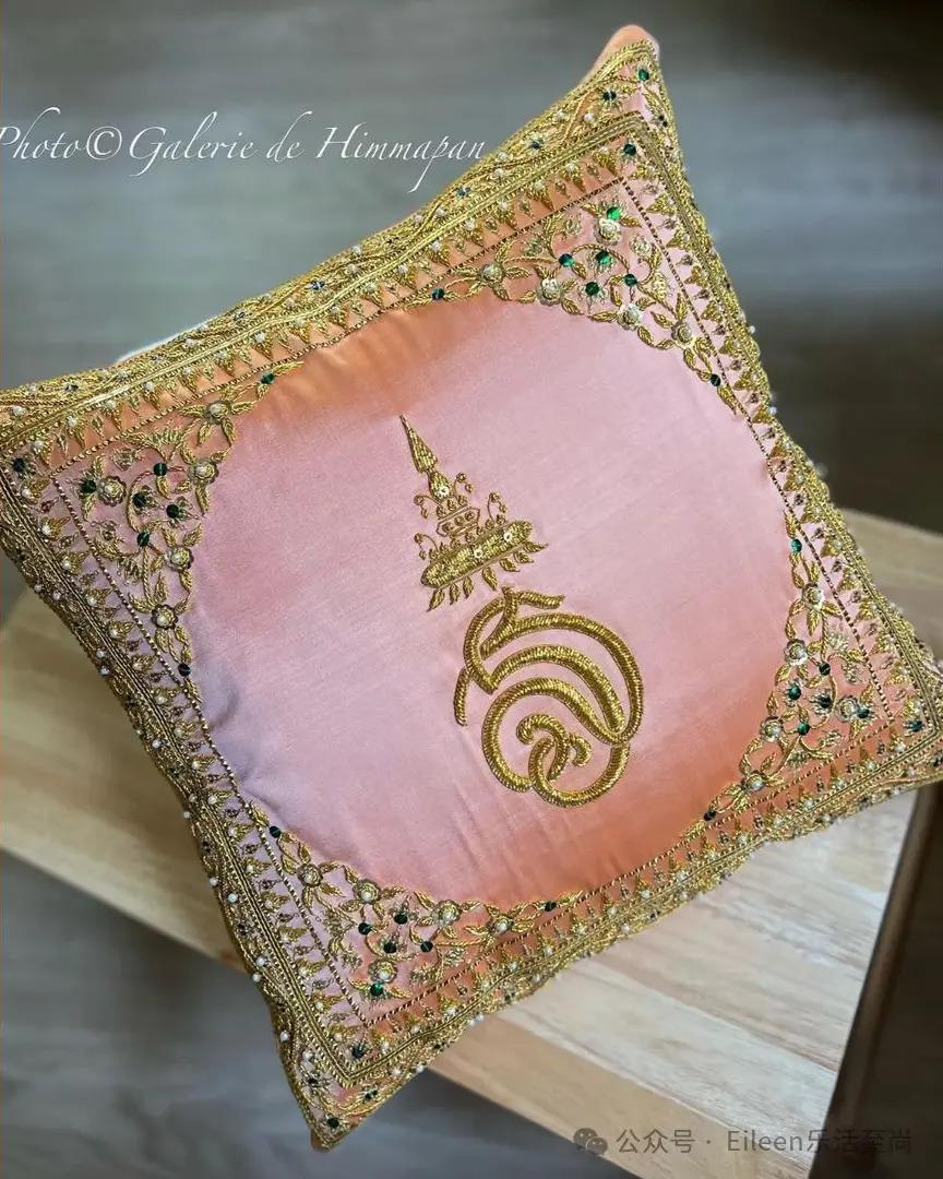 贵妃彻底失宠？9300亿王后又变美的泰王室有什么样的泼天富贵